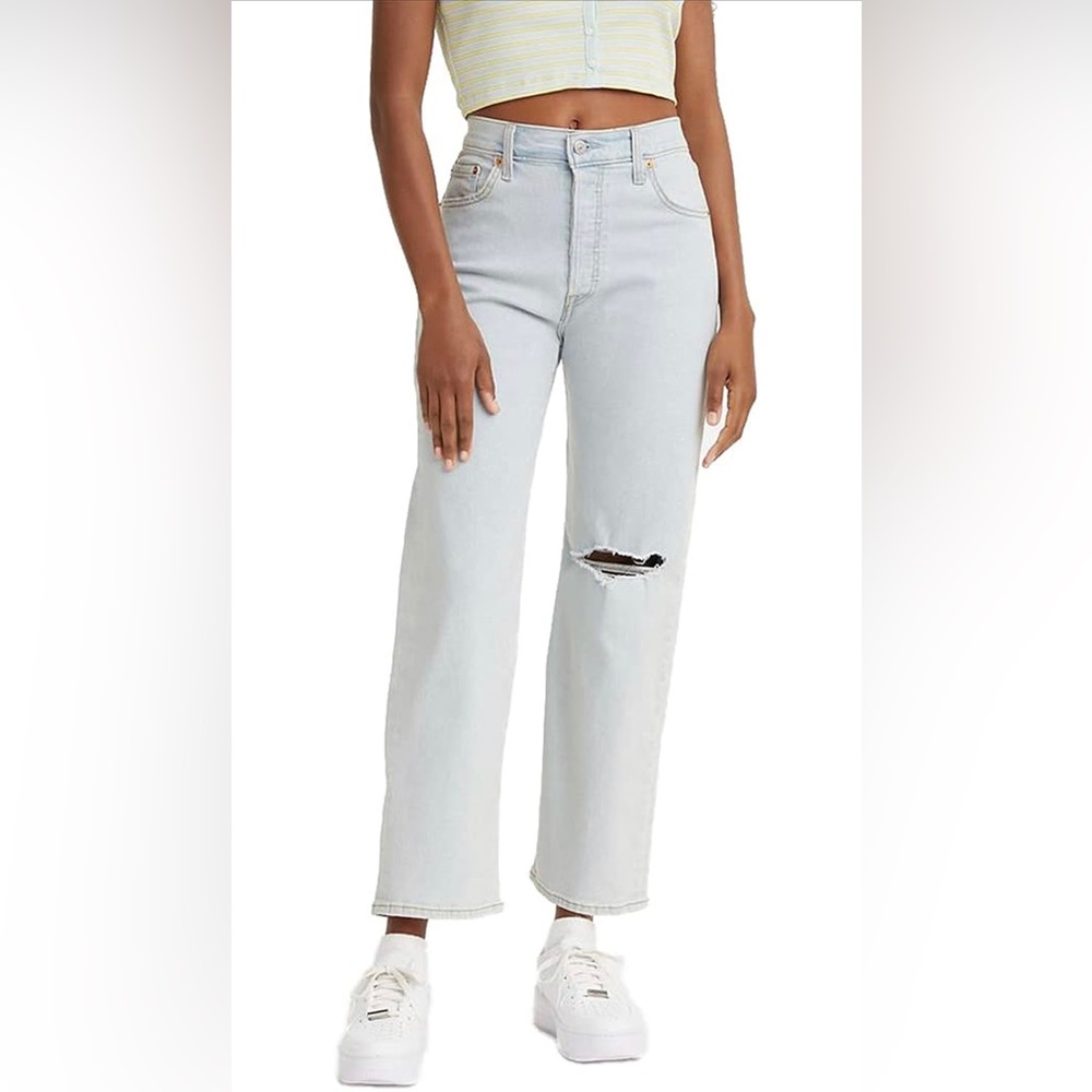 Levi’s ribcage jeans